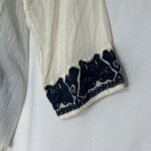 NWT World Market Natalie Cream and blue Coverup | Size: S/M - Picture 5 of 10